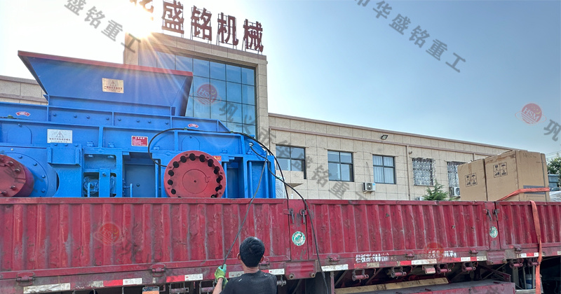 鐵礦石液壓對輥破碎機的維護成本如何？工作原理是什么？